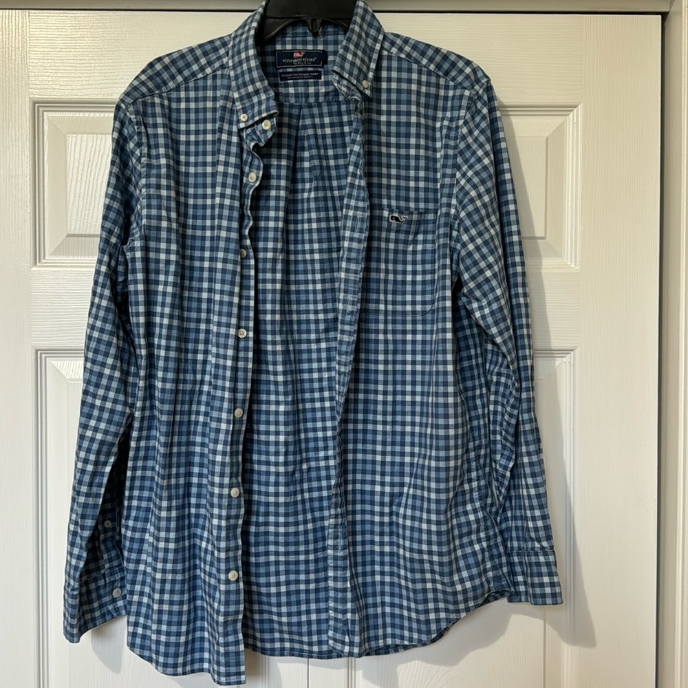 NWOT Vineyard Vines seersucker button down